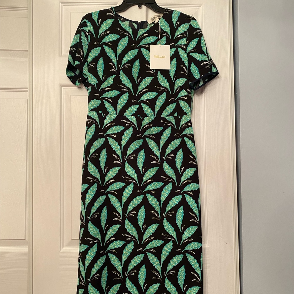 Diane Von Furstenberg Black and Green Leaf Midi Dress